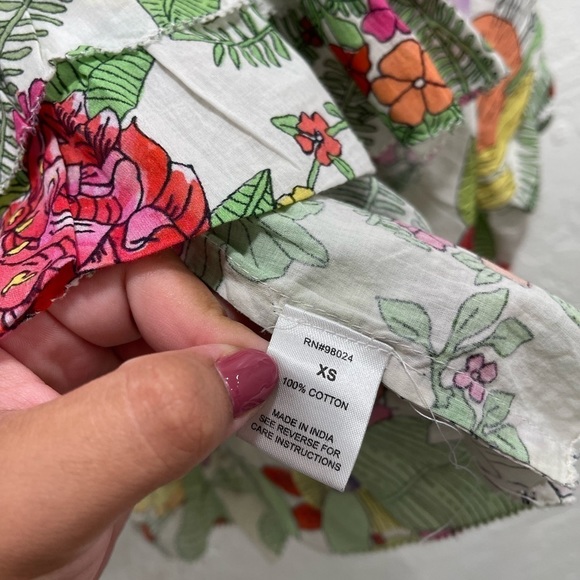 Love The Label Mitzie Floral Blouse - Picture 3 of 5